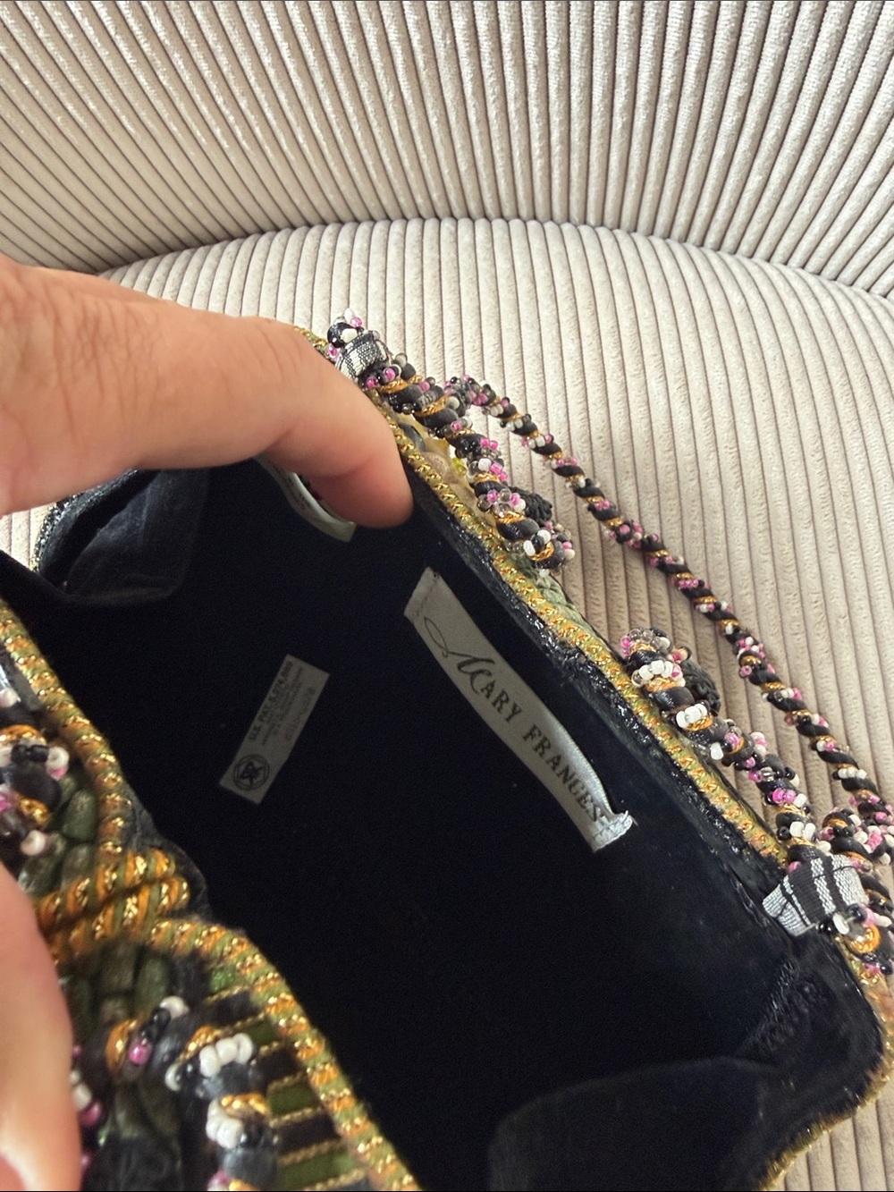Mary Frances Floral Design Bag - Picture 6 of 9